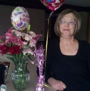 Meet your Posher, Evelyn